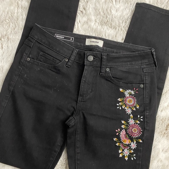 Sonoma Women Flower Embroidered Skinny Jeans | Embroidered Skinny Jeans | Denim - Picture 4 of 10